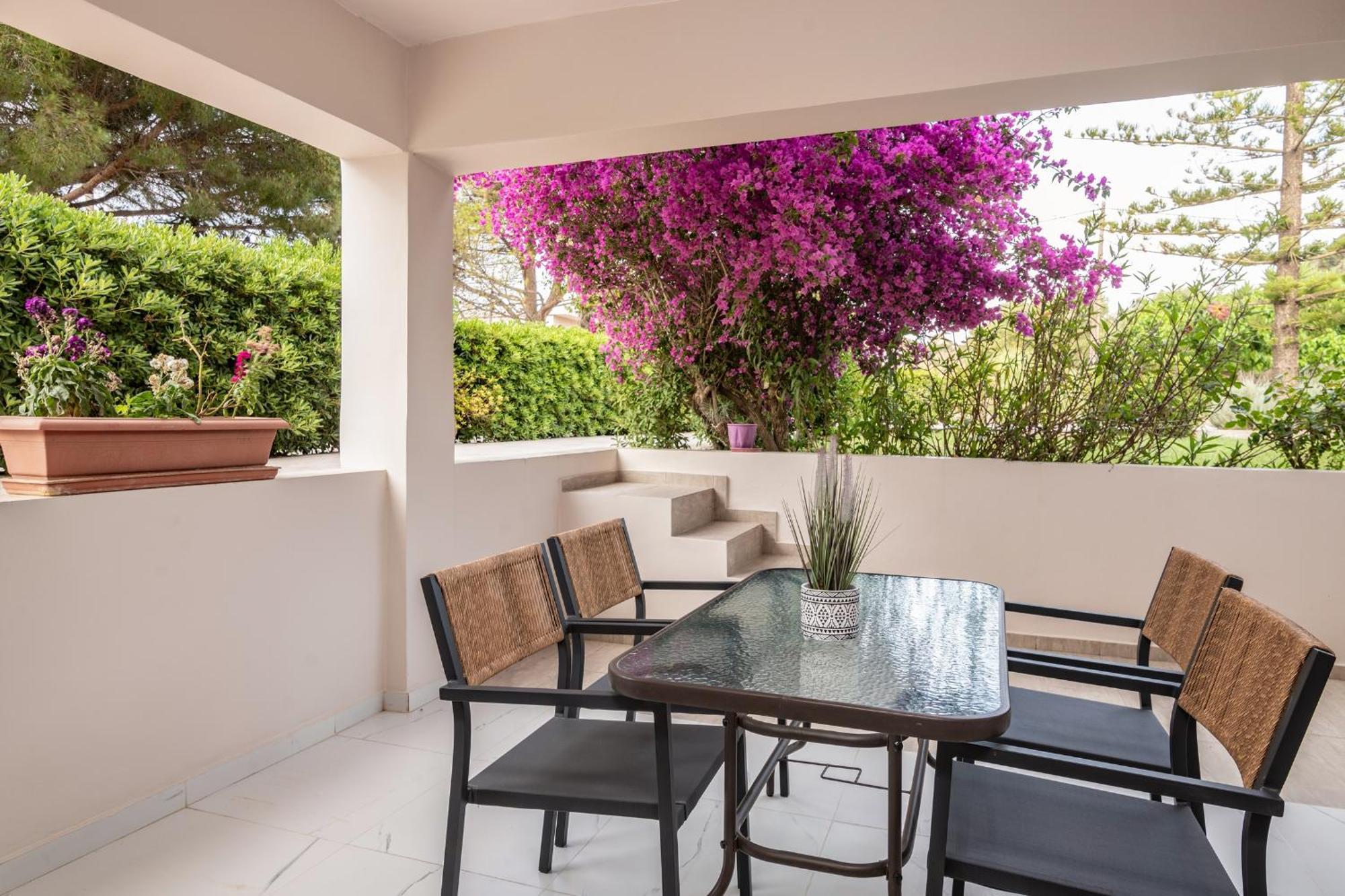 Margaritari Apartments Zakynthos Town Ngoại thất bức ảnh